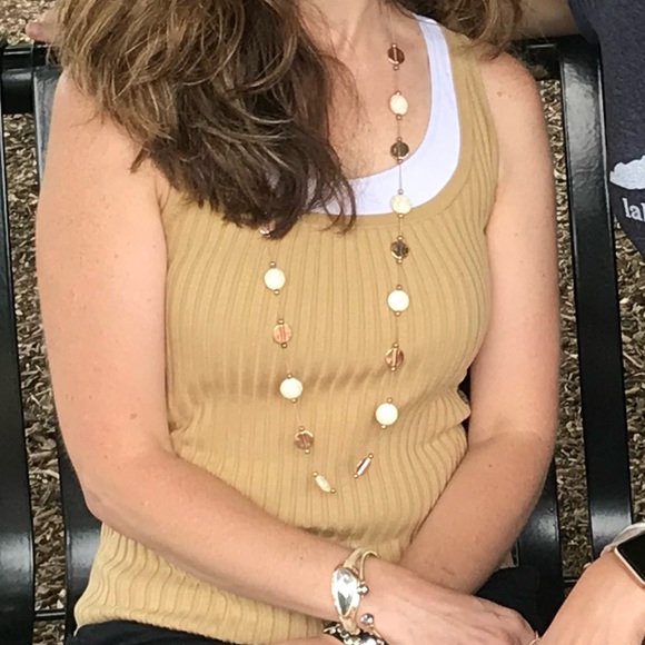 Host pick- Premier Designs 36” Rose Gold Necklace with white marbled stone - Picture 6 of 8